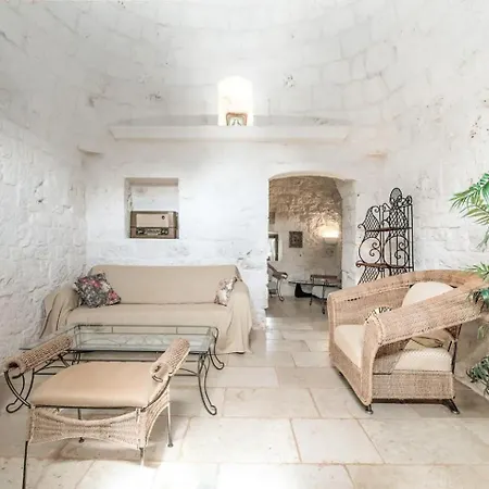 Trulli Del '700 Deluxe La Reginetta * Ostuni