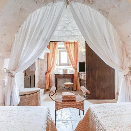 Ferienhaus Trulli Del '700 Deluxe La Reginetta Ostuni