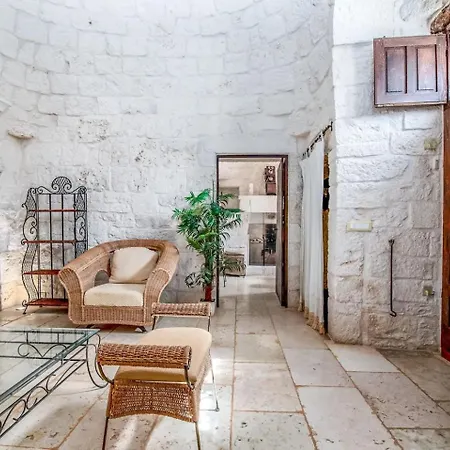 Ferienhaus Trulli Del '700 Deluxe La Reginetta