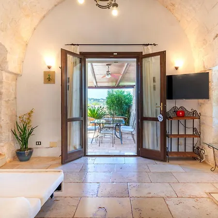 Trulli Del '700 Deluxe La Reginetta Ferienhaus *