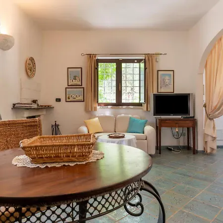 Trulli Del '700 Deluxe La Reginetta * Ostuni