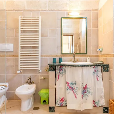 Trulli Del '700 Deluxe La Reginetta