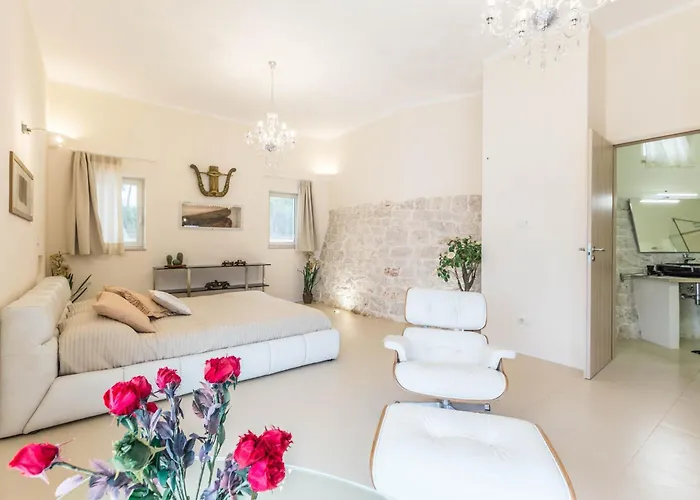 Trulli Del '700 Deluxe La Reginetta * Ostuni